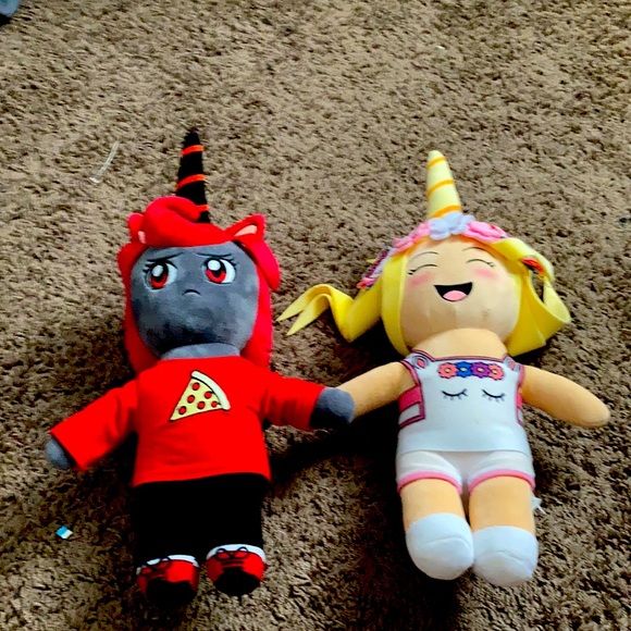 Iamsanna and moody plush - Picture 1 of 3